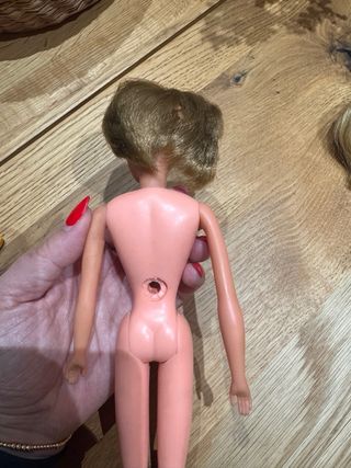 Barbie Tressy vintage con abrigo y maleta