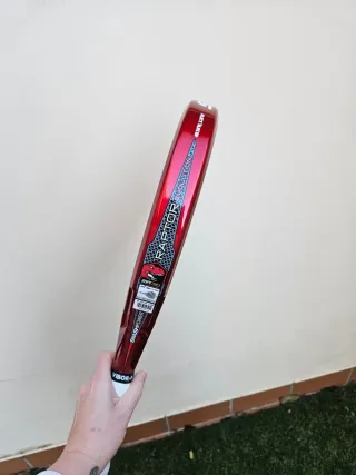 Pala de pádel StarVie Raptor