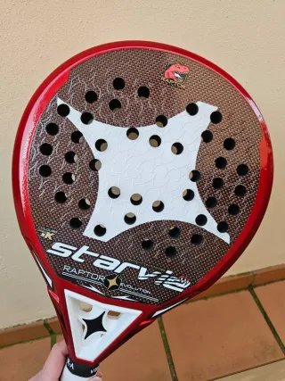 Pala de pádel StarVie Raptor