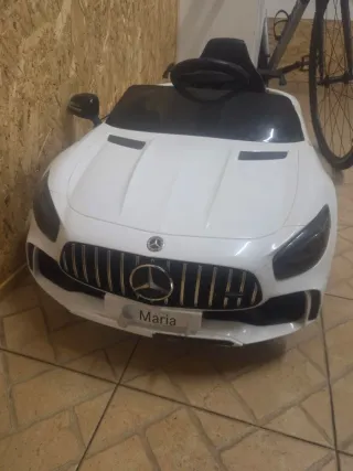 Carro Elétrico Mercedes Benz para Crianças