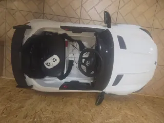 Carro Elétrico Mercedes Benz para Crianças