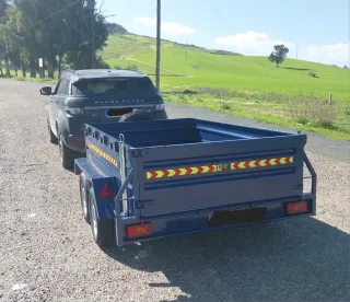 Remolque 2.50m x 1.50m con rampas y freno