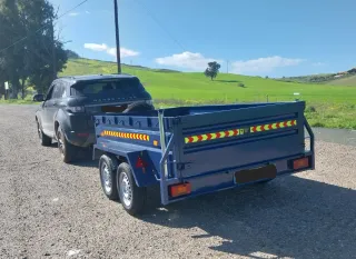 Remolque 2.50m x 1.50m con rampas y freno