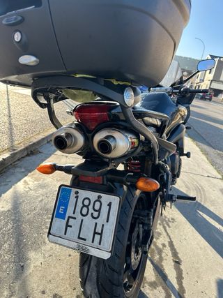 Yamaha Fazer FZ6 Negra