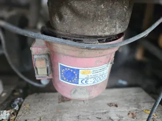 Hormigonera Pro90Plus Roja