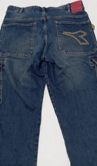 Dos Pantalónes vaquero de trabajo