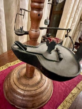 Porta lumi in legno Valdostano