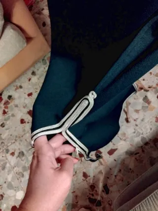 Abito tradizionale marocchino blu e bianco