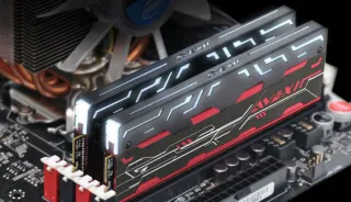 Memoria RAM AVEXIR BLITZ DDR3