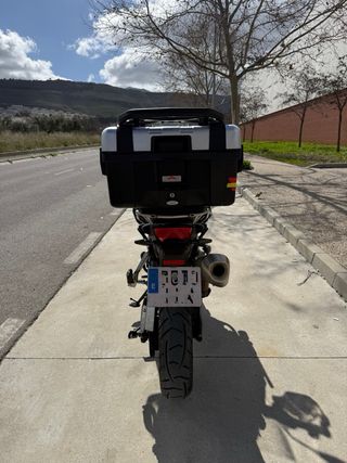 BMW F 750 GS Adventure Negra