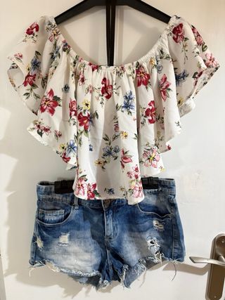 Pack Top Flores y Shorts Vaqueros