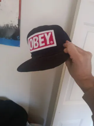 Gorra Obey Negra