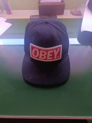 Gorra Obey Negra