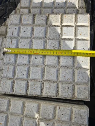 Baldosas terrazo y hormigon ,uso exterior