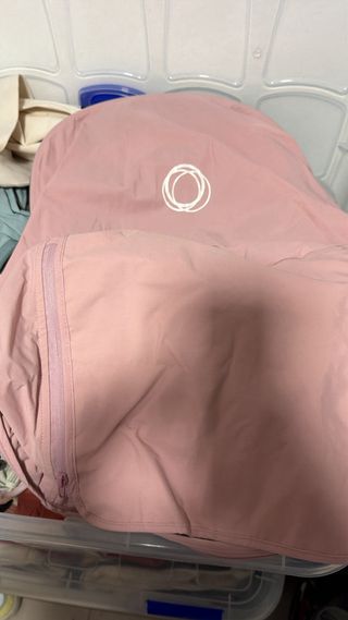 Lote Bugaboo Fox: Silla y Capazo Rosa