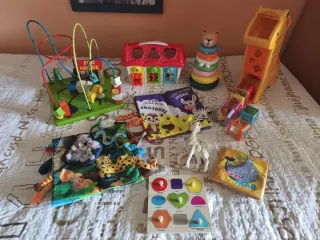 Lote Juguetes Bebé: Casa, Coche, Peluches