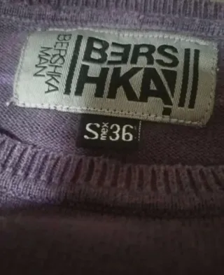 Jersey Bershka Morado Talla S