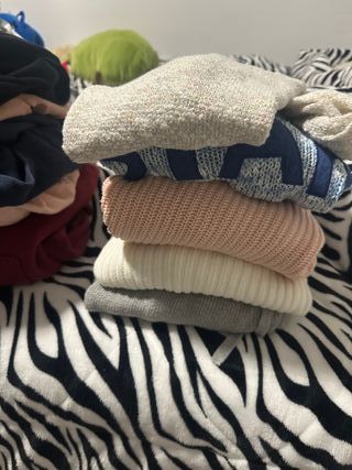 Lote Ropa Variada 5 jerseys  4 sudaderas 2 rebeca