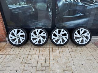Llantas 18 VW Golf GTI Clubsport + Pirelli