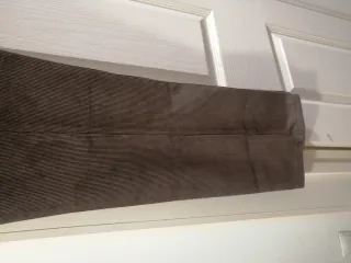 Pantalones de pana marrones para hombre