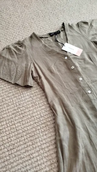 VESTIDO NUEVO CON ETIQUETA – LISTO PARA ESTRENAR