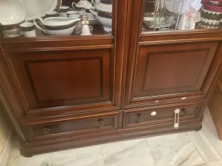 Mueble Comedor Madera Oscura