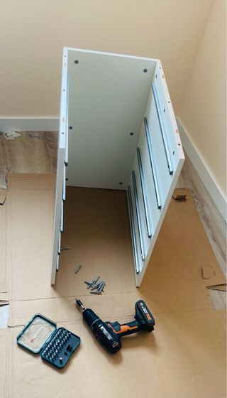 Montador muebles IKEA, TV, cocinas y bricolaje