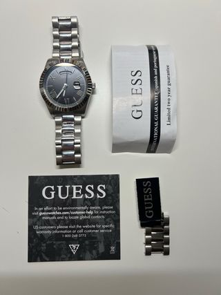 Reloj Guess Hombre Negro y Plateado