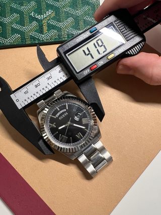 Reloj Guess Hombre Negro y Plateado