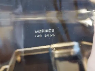 Bufé plateado con 2 bandejas de cristal