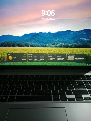 Ordenador portátil ASUS Vivobook Plata