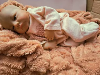 Bebé Reborn Vinilo y Tela