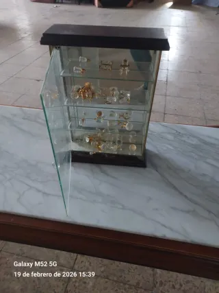Vitrina antigua madera y vidrio para joyería