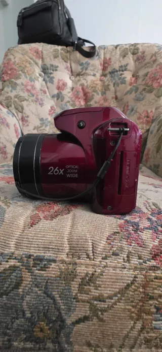 Samsung WB110 fotocamera digitale rossa