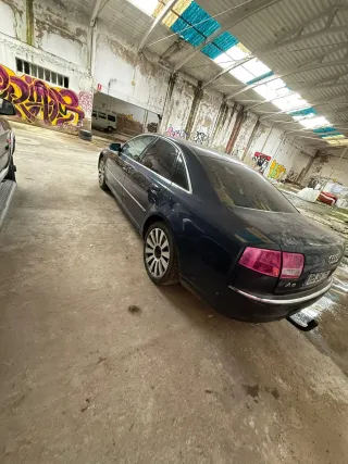 Audi A8 2003