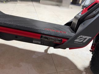 Patinete Eléctrico Segway ZT3 Pro