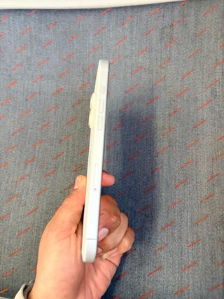 iPhone 16 plus 128GB Plata