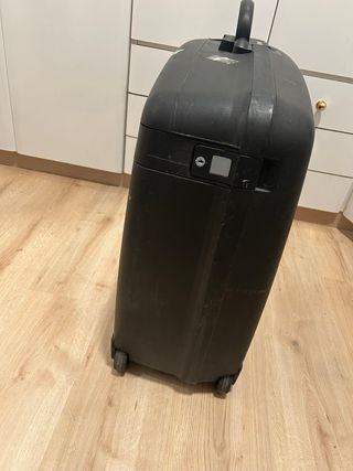 Maleta rígida grande negra