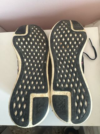 Zapatillas Adidas Negro y Rosa