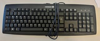 4 Tastiere da ufficio funzionanti – vendo blocco