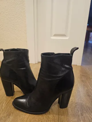 Botines de piel Zara T38