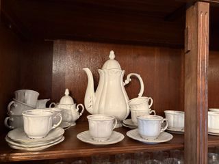 Juego de café Korona Porcelana Filo de oro.