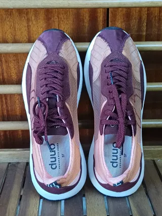 Zapatillas urbanas DUUO / solo envíos