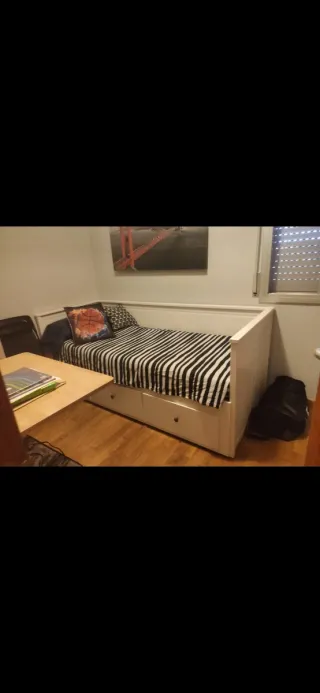 Cama Ikea Blanca con Cajones Hemnes.