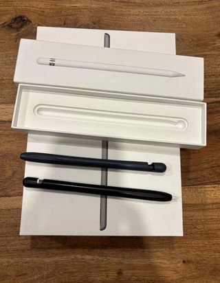 iPad 8 (2020) 32GB + Apple Pencil