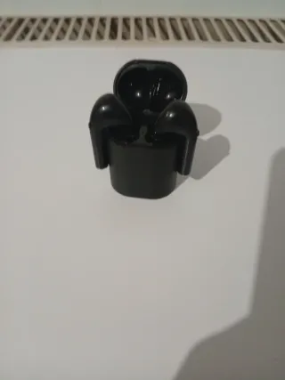 Auriculares inalámbricos negros