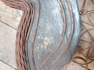 Coche de muñecas antiguo