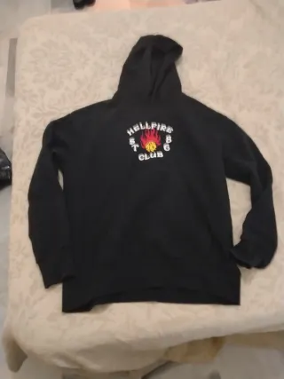 Sudadera Stranger Things Hellfire Club