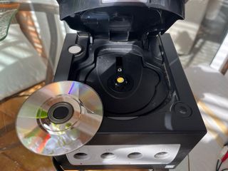 Nintendo GameCube Negra + Disco Poke coloseum