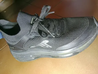 Zapatillas Tech Negras